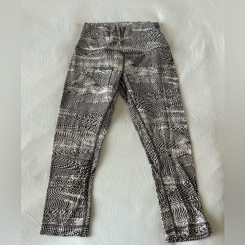 Lululemon Cropped Leggings